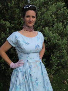 Simplicity 2491 finished right side short