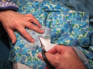 clipping organza in gusset