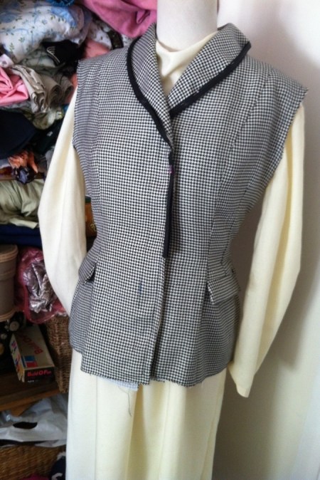 Vintage suit sew along shell no sleeves