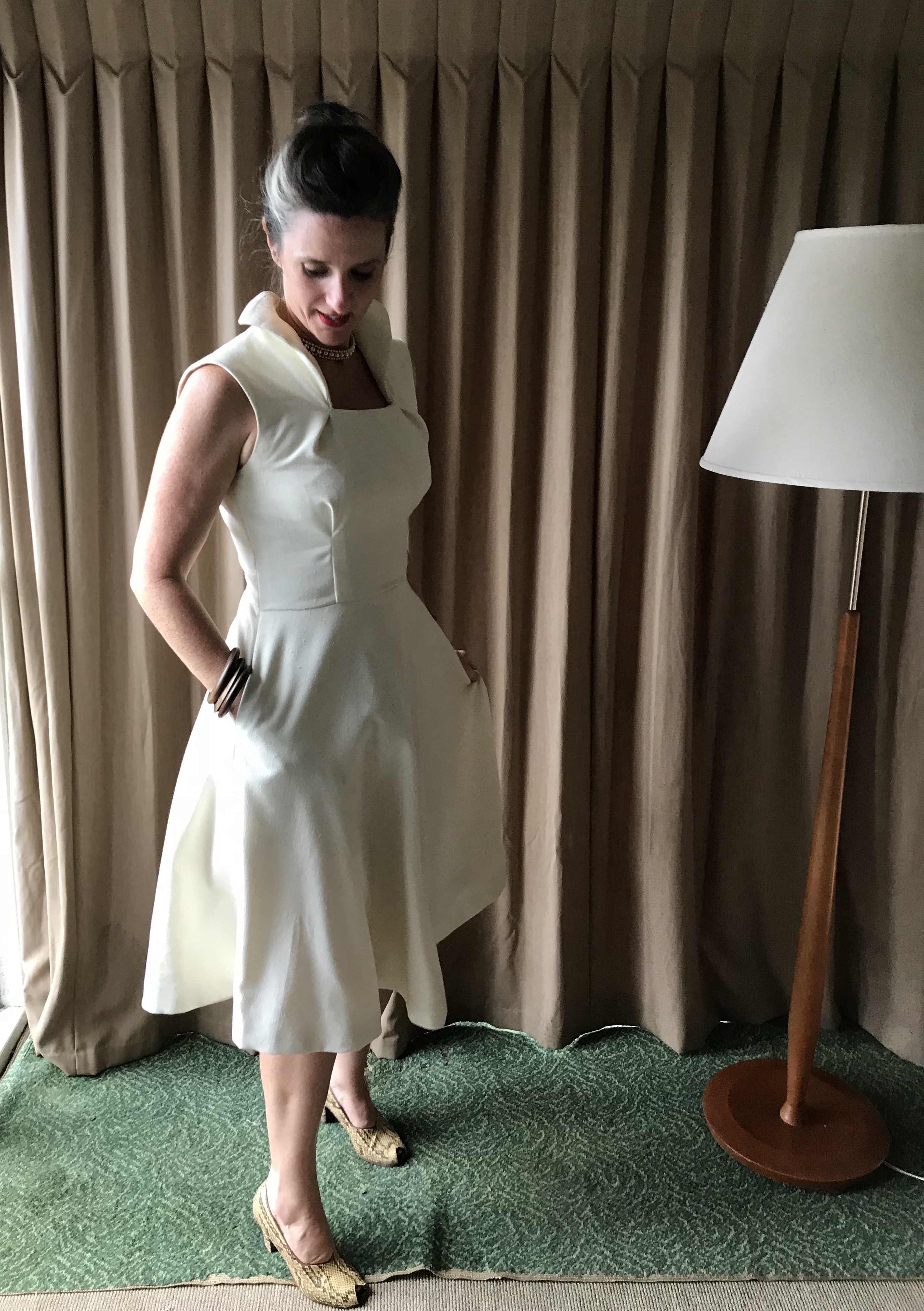 Academy 3568 cream short version check this pocket