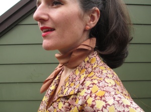 Sisterhood Vintage Dress collar