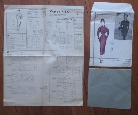 Vogue 1195 Patou pattern contents