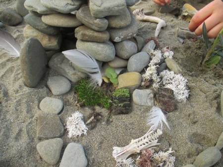 Luna's bronze age dwelling garden 02