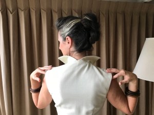 Academy 3568 cream short version collar again