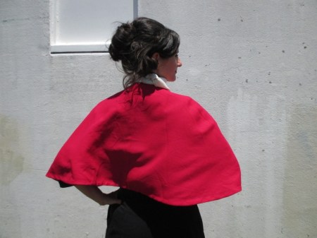 Butterick 6039 cape red crepe back