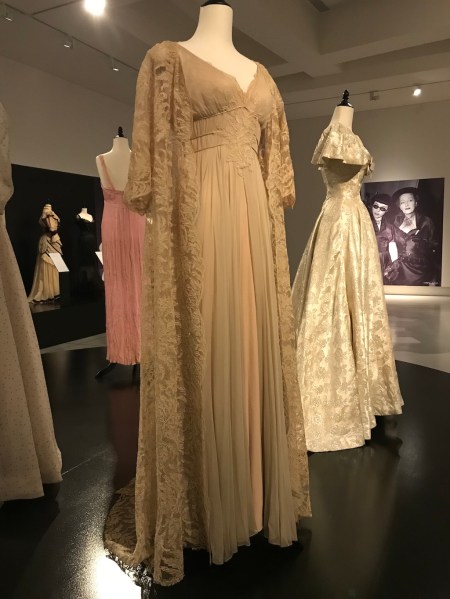 Edith Head Peignoir set worn by Susan Hayward in Where Love has Gone PP 1964 long shot