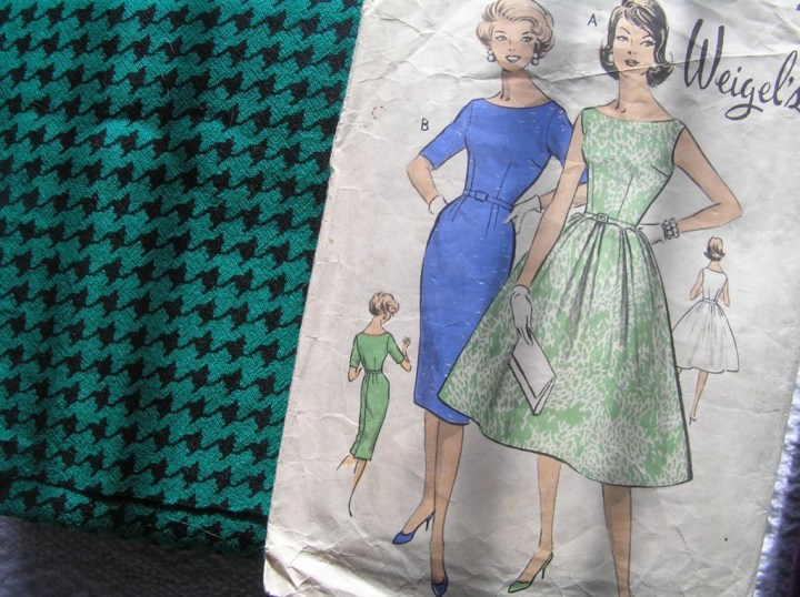 Weigel’s 2039, ready to&nbsp;sew.