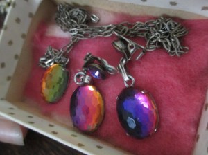 J R MacQueen Quality Jeweler Blenim jewels