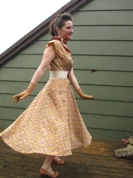 Sisterhood Vintage Dress tall twist2