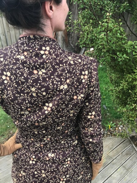 Butterick 6299 back detail