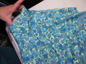 Opening the sewn gusset