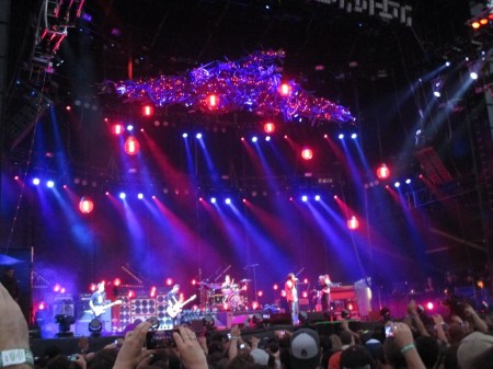 Pearl Jam Big Day Out 2014 purple