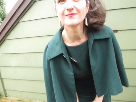 Vogue 6435 and cape detail