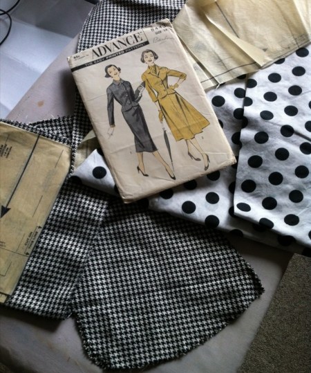 Advance skirt pattern and pieces