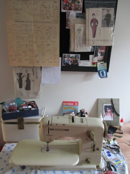 sewing table