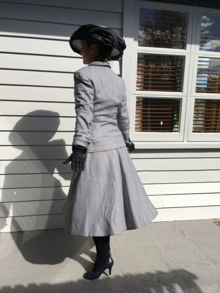 My vintage suit sew along swirl3