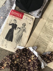 butterick 6299 detail pattern