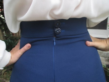 Blue Grabadine skirt complete back buttons