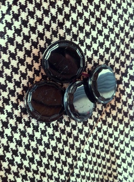vintage black buttons for vintage suit sew along