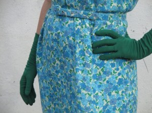 McCall's 3326 fini waist and glove detail