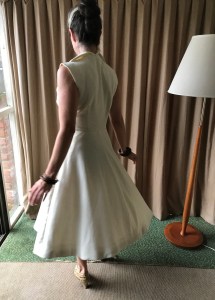 Academy 3568 cream short version swirl