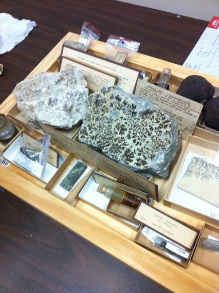 Dentrite rock tray and quick silver